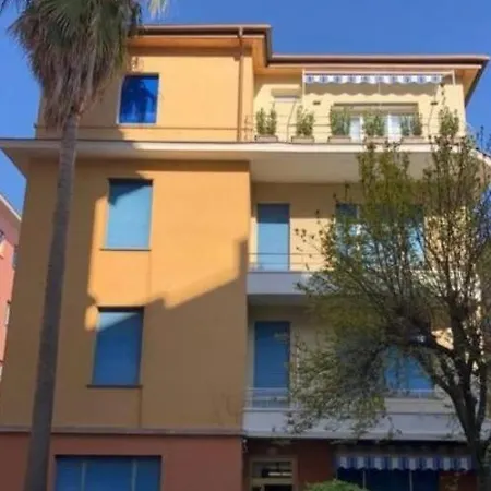 Il Piccolo Faro Σέστρι Λεβάντε